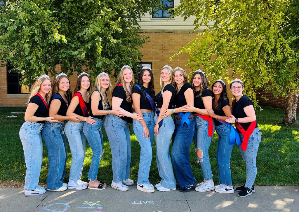 HOCO Court Tiaras